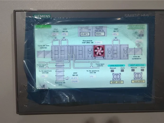 Pantalla de monitoreo de un sistema SCADA